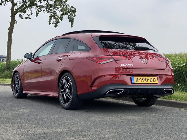 Mercedes-Benz Cla Shooting Brake 180 AMG Line Night | Panoramadak | MULTIBEAM LED | Sfeerverlichting | Achteruitrijcamera | AMG | Grootlicht Assistent | 18''