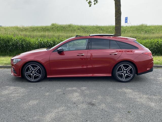 Mercedes-Benz Cla Shooting Brake 180 AMG Line Night | Panoramadak | MULTIBEAM LED | Sfeerverlichting | Achteruitrijcamera | AMG | Grootlicht Assistent | 18''