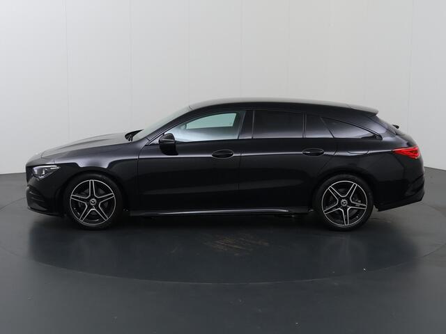 Mercedes-Benz Cla Shooting Brake 180 Business Solution AMG | Night | Achteruitrijcamera | Stoelverwarming | Elektrische achterklep |