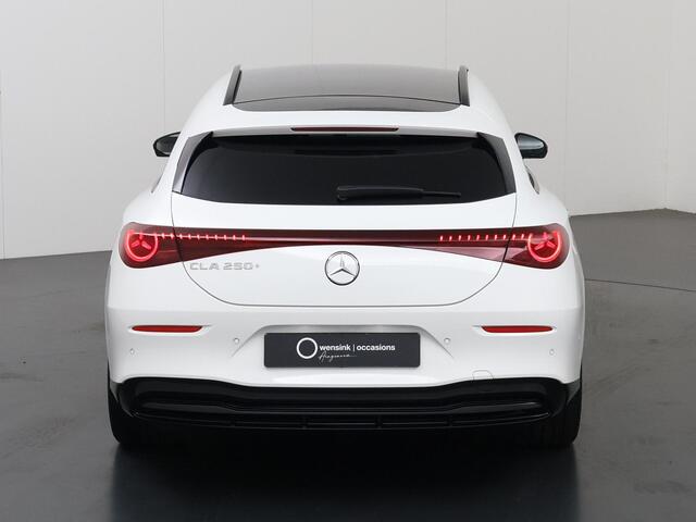 Mercedes-Benz Cla Shooting Brake 250+ Business Solution Luxury 85 kWh | Panoramadak | Nightpakket | 19"LM velgen | Dodehoekassistent | Trekhaak |