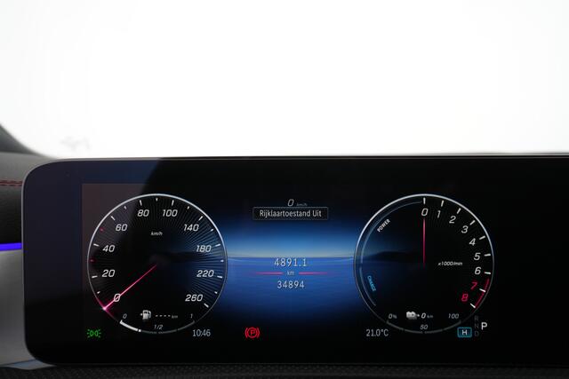 Mercedes-Benz Cla Shooting Brake 250 e AMG Plug-In Hybride Trekhaak | AMG Line | Panorama Schuif-Kanteldak | Distronic | Head-up display | Parkeerpakket met 360°-camera Inclusief 24 maanden MB Certified garantie voor Europa.