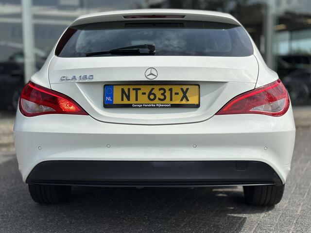 Mercedes-Benz Cla Shooting Brake 180 | AMG Velgen 18 inch | Cruise Control | Wegklapbare Trekhaak | Carplay | Half Lederen stoelen |