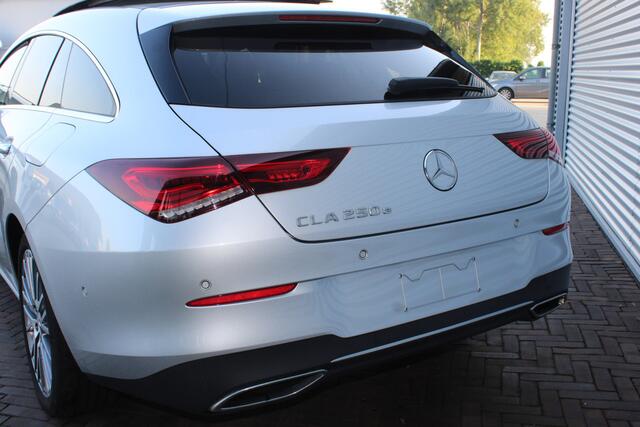 Mercedes-Benz Cla Shooting Brake 250 e Luxury Line VOL VOL PANORAMADAK