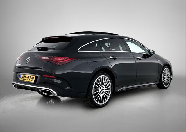 Mercedes-Benz Cla Shooting Brake 250 e Star Edition AMG Plug-In Hybride AMG Line | Night Pakket | Panoramadak | Parkeerpakket met 360°-camera | Memory Voorstoelen. Inclusief 24 maanden Mercedes-Benz Certified garantie voor Europa.