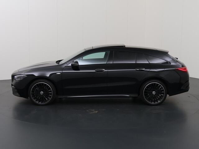 Mercedes-Benz Cla Shooting Brake 250e Business Solution AMG | Panoramaschuifdak | Nightpakket | 19 inch AMG-Velgen
