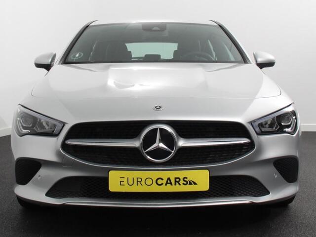 Mercedes-Benz Cla Shooting Brake 200 Progressive Premium Climate control Parkeersensoren Achteruitrij camera verwarmde voorstoelen Navigatie Cruise control Lane assist LED