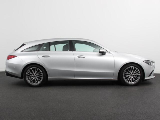 Mercedes-Benz Cla Shooting Brake 200 Progressive Premium Climate control Parkeersensoren Achteruitrij camera verwarmde voorstoelen Navigatie Cruise control Lane assist LED