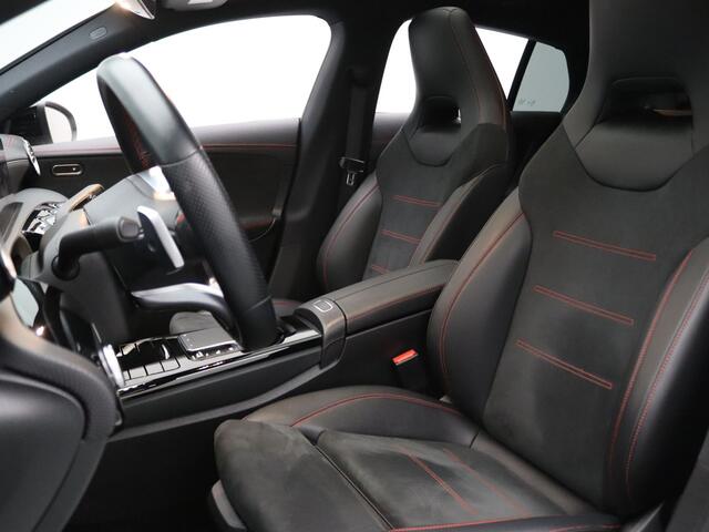 Mercedes-Benz Cla Shooting Brake 200 Business Solution AMG Burmester | Panoramadak