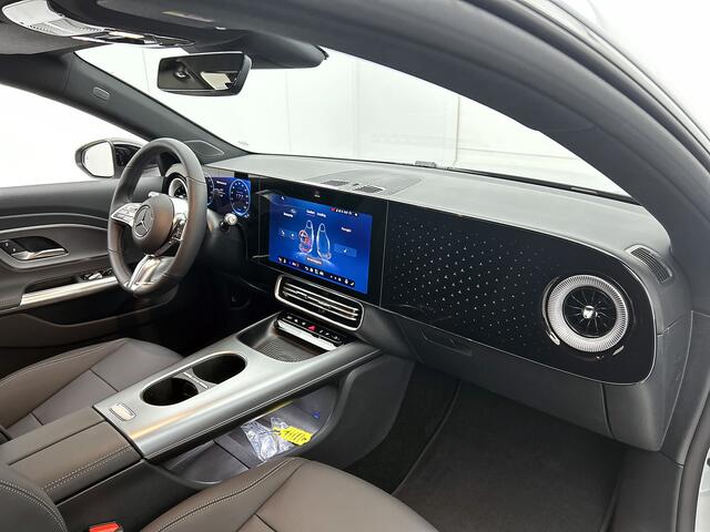 Mercedes-Benz Cla Shooting Brake 250+ Business Solution 85 kWh | Nightpakket | Winterpakket | Massagefunctie | Smartphone integratie | Vast panoramadak | Sierdelen in geanodiseerd antraciet | URBAN GUARD |