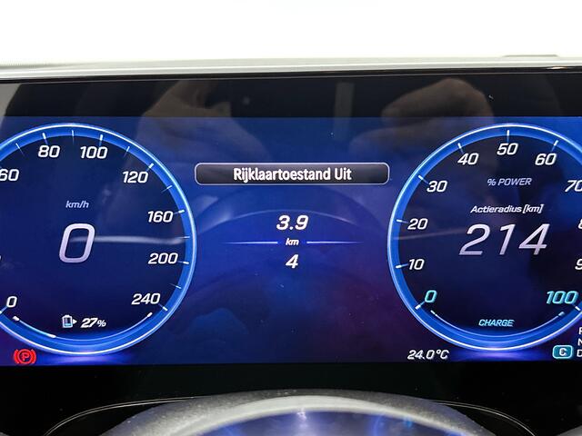 Mercedes-Benz Cla Shooting Brake 250+ Business Solution 85 kWh | Trekhaak | Vast panoramadak | Warmtewerend, donkergetint glas | URBAN GUARD | Massagefunctie | Smartphone integratie |