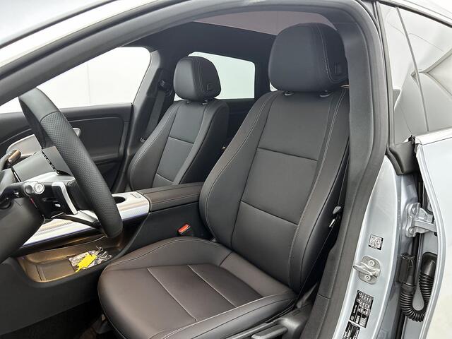 Mercedes-Benz Cla Shooting Brake 250+ Business Solution AMG 85 kWh | Trekhaak | Vast panoramadak | Warmtewerend, donkergetint glas | Massagefunctie | 18 inch vijfspaaks lichtmetalen AMG-velgen |