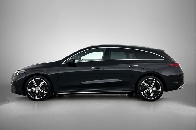Mercedes-Benz Cla Shooting Brake 200 Business Solution AMG 58 kWh | Trekhaak | Vast panoramadak | Sportstoelen | Warmtewerend donkergetint glas | URBAN GUARD | 18 inch vijfspaaks lichtmetalen AMG-velgen |