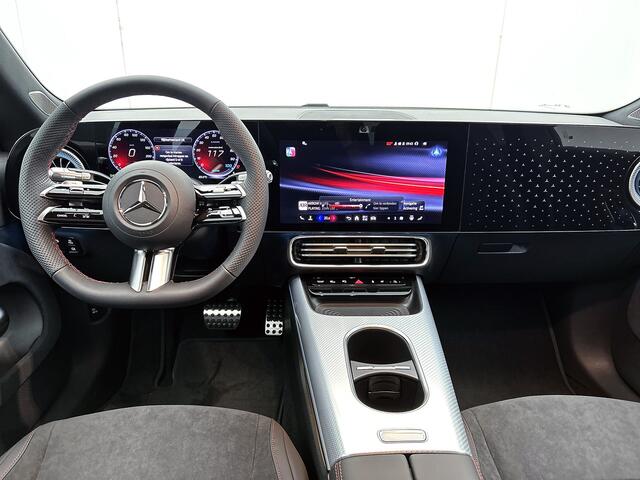 Mercedes-Benz Cla Shooting Brake 200 Business Solution AMG 58 kWh | Trekhaak | Vast panoramadak | Sportstoelen | Warmtewerend donkergetint glas | URBAN GUARD | 18 inch vijfspaaks lichtmetalen AMG-velgen |