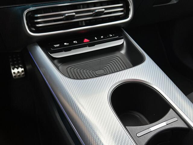 Mercedes-Benz Cla Shooting Brake 200 Business Solution AMG 58 kWh | Trekhaak | Vast panoramadak | Sportstoelen | Warmtewerend donkergetint glas | URBAN GUARD | 18 inch vijfspaaks lichtmetalen AMG-velgen |