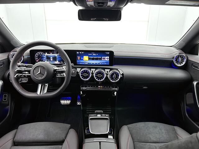 Mercedes-Benz Cla Shooting Brake 250 e Business Solution | Trekhaak | Nightpakket | Parkeerpakket met achteruitrijcamera| KEYLESS-GO | EASY PACK achterklep | |
