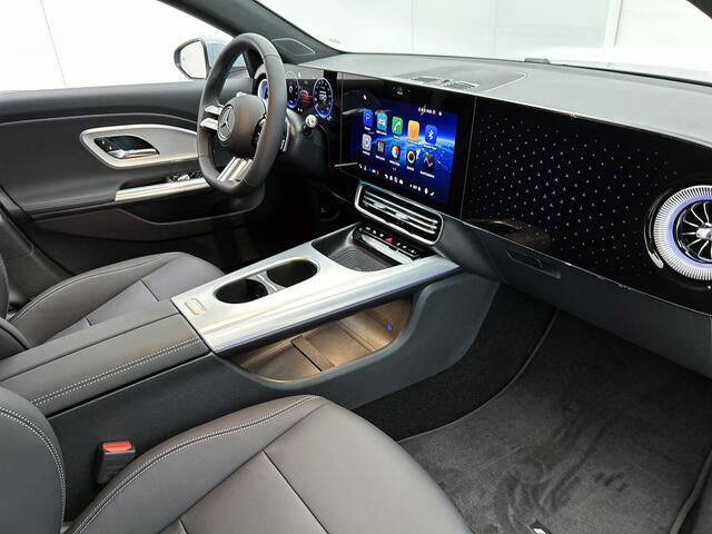 Mercedes-Benz Cla Shooting Brake 250+ Business Solution AMG 85 kWh | Trekhaak | Vast panoramadak | Warmtewerend, donkergetint glas | URBAN GUARD | 18 inch vijfspaaks lichtmetalen AMG-velgen |