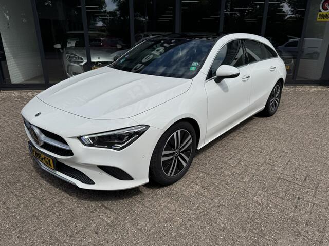 Mercedes-Benz Cla Shooting Brake 200 Business Solution Luxury*LED*Panorama*