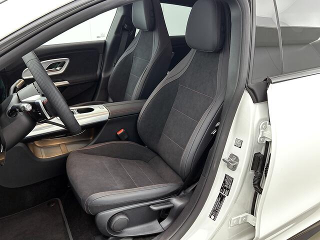 Mercedes-Benz Cla Shooting Brake 250+ Business Solution AMG 85 kWh | Nightpakket | Trekhaak | Vast panoramadak |Sportstoelen | Massagefunctie | Warmtewerend, donkergetint glas | 18 inch vijfspaaks lichtmetalen AMG-velgen |