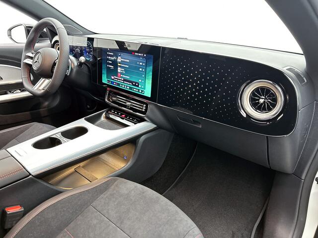 Mercedes-Benz Cla Shooting Brake 250+ Business Solution AMG 85 kWh | Nightpakket | Trekhaak | Vast panoramadak |Sportstoelen | Massagefunctie | Warmtewerend, donkergetint glas | 18 inch vijfspaaks lichtmetalen AMG-velgen |
