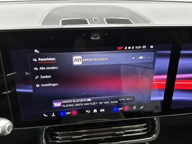 Mercedes-Benz Cla Shooting Brake 180 Business Solution AMG | Premium pakket | Nightpakket | Sportstoelen | URBAN GUARD | Massage functie | 19" vijfspaaks lichtmetalen AMG-velgen | Warmtewerend, donkergetint glas |
