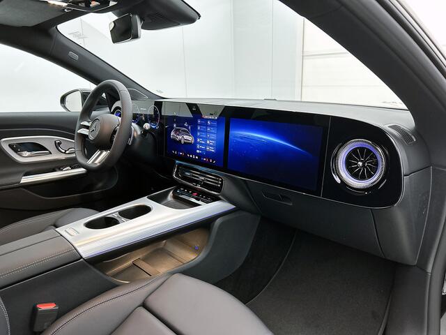 Mercedes-Benz Cla Shooting Brake 180 Business Solution AMG | Premium pakket | Nightpakket | Massage functie | Vast panoramadak | Warmtewerend, donkergetint glas | 18" vijfspaaks lichtmetalen AMG-velgen | URBAN GUARD |