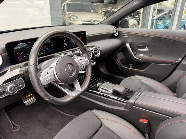 Mercedes-Benz Cla Shooting Brake 250 e AMG Line | Pano | Carplay | Camera