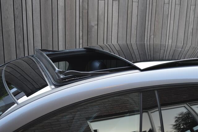 Mercedes-Benz Cla Shooting Brake 250 e AMG Multibeam Panorama Memory Distronic Burmester Camera Head-Up Pdc