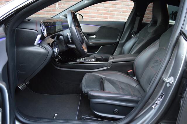 Mercedes-Benz Cla Shooting Brake 250 e AMG Multibeam Panorama Memory Distronic Burmester Camera Head-Up Pdc
