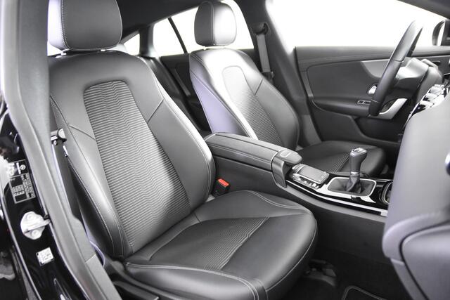 Mercedes-Benz Cla Shooting Brake *1ste Eigenaar*Leer*Navigatie*Camera*Stoelverwarming* 180