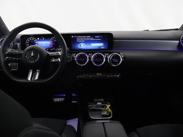Mercedes-Benz Cla Shooting Brake 180 Business Solution AMG | AMG Line Plus | Nightpakket | Head-up display | 360° camera | Dodehoekassistent | 19 inch AMG Velgen |