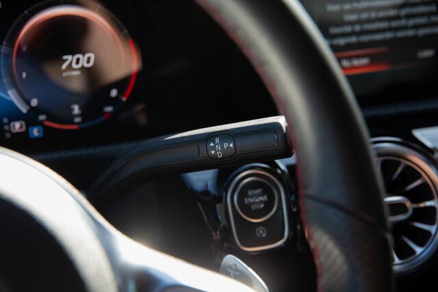 Mercedes-Benz Cla Shooting Brake 220 Advantage AMG Pakket , Widescreen, Sfeerverlichting,