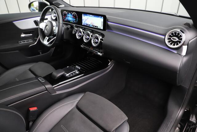 Mercedes-Benz Cla Shooting Brake 250e AMG | 218PK | Pano | Burmester | Keyless-go | Memory | Sfeerverlichting | Stoelverw. | Multibeam | Trekhaak | 2020.