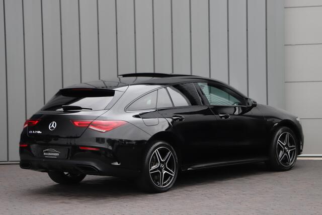 Mercedes-Benz Cla Shooting Brake 250e AMG | 218PK | Pano | Burmester | Keyless-go | Memory | Sfeerverlichting | Stoelverw. | Multibeam | Trekhaak | 2020.