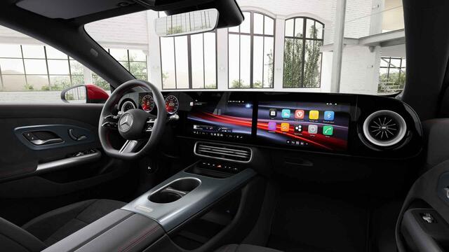 Mercedes-Benz Cla Shooting Brake 250+ Business Solution AMG 85.5 kWh | Premium Pakket | Sportstoelen | Trekhaak | Stoelverwarming | Superscreen |
