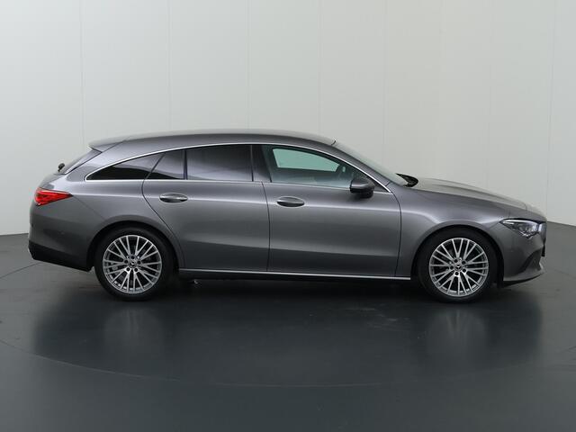 Mercedes-Benz Cla Shooting Brake 180 Luxury Line | Beige interieur | Distronic | Extra getint glas | Keyless | Stoelverwarming |