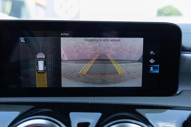 Mercedes-Benz Cla Shooting Brake 250 e AMG Line | Plug-in Hybrid (PHEV) | Panoramadak | Burmeister Audio | Elektrisch Verstelbare Voorstoelen | Elektrische Achterklep | LED Koplampen | Widescreen MBUX | Stoelverwarming | Apple Carplay | Android Auto