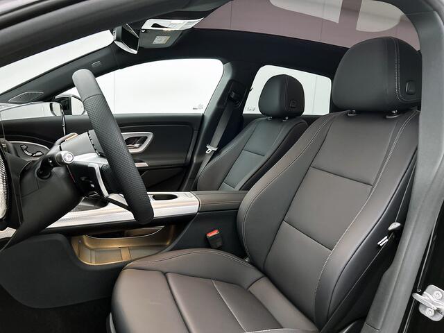 Mercedes-Benz Cla Shooting Brake 200 Business Solution AMG | Premium pakket | Nightpakket | Parkeerpakket | Trekhaak | Vast panoramadak | Massage functie | 19" vijf dubbelspaaks lichtmetalen AMG-velgen |