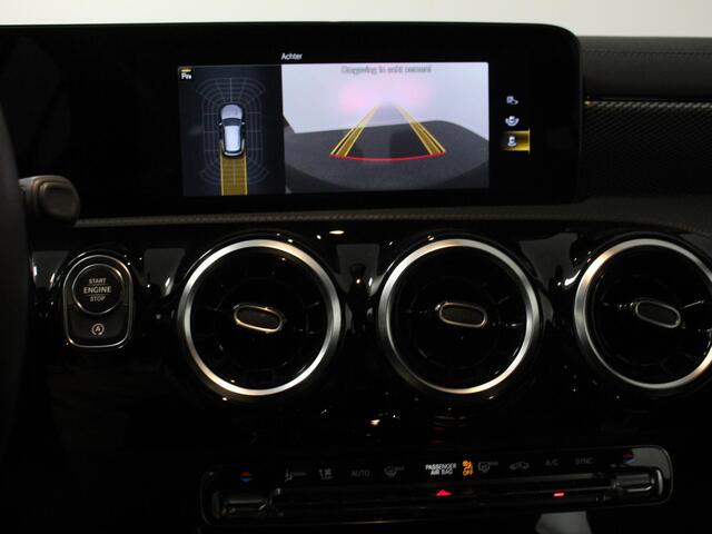 Mercedes-Benz Cla Shooting Brake 200 163pk DCT Progressive Navigatie Camera Parkeersensoren Elektrische achterklep Stoelverwarming Cruise Control Climate Control