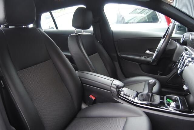 Mercedes-Benz Cla Shooting Brake 180 Advantage