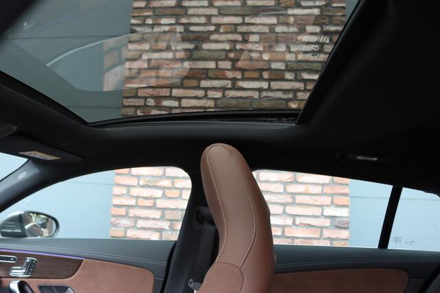 Mercedes-Benz Cla Shooting Brake 250 e AMG Line | Memory | Distronic | Panoramadak | Keyless Go | Verwarmd Stuurwiel | Camera | Sfeerverlichting |