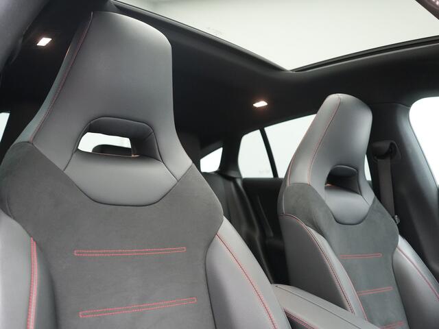 Mercedes-Benz Cla Shooting Brake 200 Business Solution AMG 164pk Dealer O.H. | Panodak | Camera | Multi Beam LED | Alcantara Sportstoelen Memory & Verwarmd | Sfeerverlichting | Keyless | Apple Carplay | Cruise Control | Navigatie | DAB |