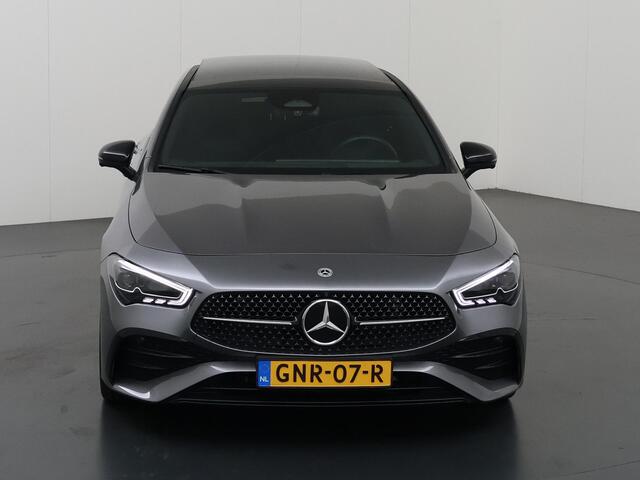 Mercedes-Benz Cla Shooting Brake 180 Star Edition AMG Line | Night | Panoramadak | Memory | Multispaaks lichtmetalen velgen | Sfeerverlichting |