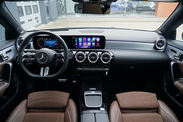 Mercedes-Benz Cla Shooting Brake AMG + BURMESTER / HEAD-UP / PANO / 360 CAMERA / MEMORY