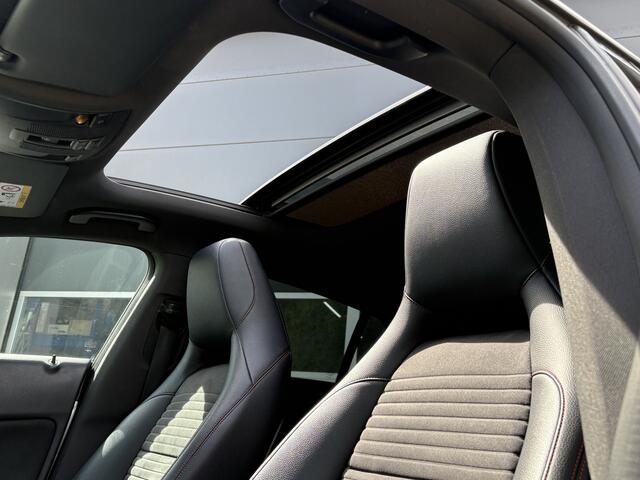 Mercedes-Benz Cla Shooting Brake 180 AMG Line Automaat | Pano | Schuifdak | Navi | Alcantara/Leder | Camera | Keyless | LED | Interesse? Bel of App naar: 06 30 51 05 90