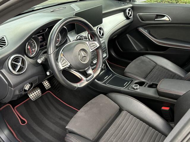 Mercedes-Benz Cla Shooting Brake 180 AMG Line Automaat | Pano | Schuifdak | Navi | Alcantara/Leder | Camera | Keyless | LED | Interesse? Bel of App naar: 06 30 51 05 90