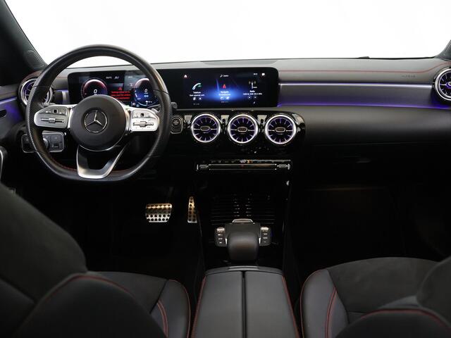 Mercedes-Benz Cla Shooting Brake 250 e Premium AMG | Night | Rijassistentiepakket | Panoramadak | Trekhaak | 360 graden camera | Sfeerverlichting |