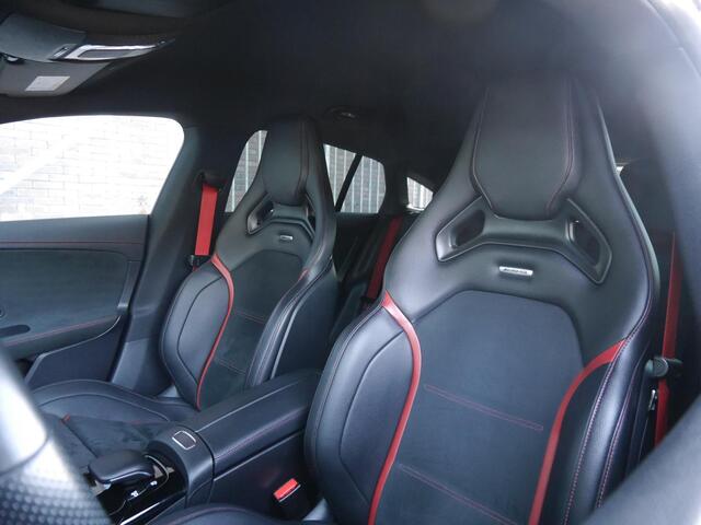 Mercedes-Benz Cla Shooting Brake AMG 35 4MATIC Premium | 300PK | Automaat | Elektrisch bedienbare achterklep | Rondom camera | 19 inch Concaver velgen | Stoelverwarming | Digitaal instrumentenpaneel
