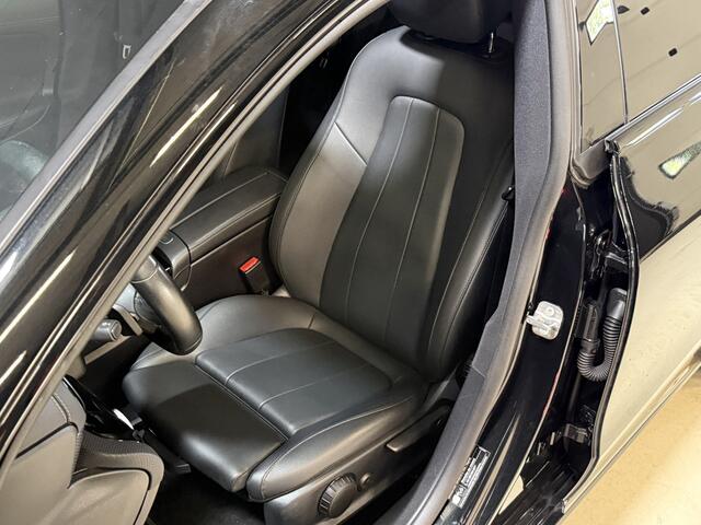 Mercedes-Benz Cla Shooting Brake 180 Luxury Line | Panoramadak | Leder | Camera | Sfeerverlichting