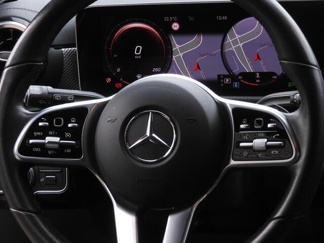 Mercedes-Benz Cla Shooting Brake 180/ WIDESCREEN/ ELEKT. KLEP/ PANAMERICANA GRILLE
