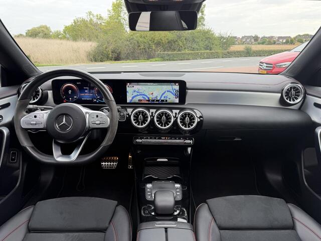 Mercedes-Benz Cla Shooting Brake 250 e AMG Line PANO | CAMERA | HUD | BOVAG !!